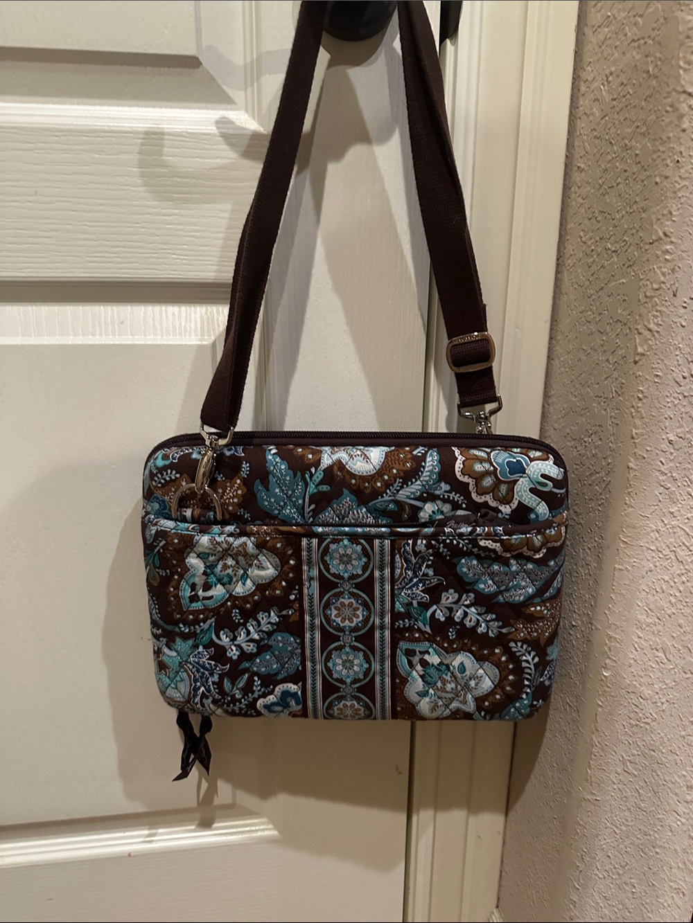 Vera Bradley  Floral Crossbody Bag tablet case in Java Blue